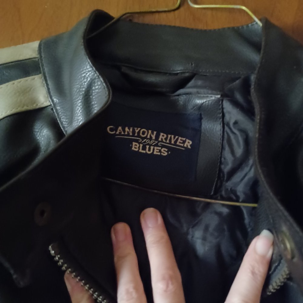 Jacket - Picture 2 of 3